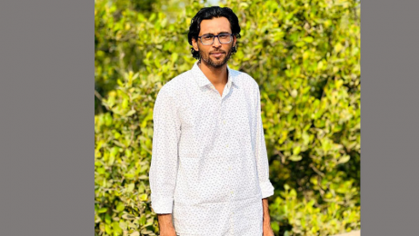 যোগ্যতা নেই, তবুও ১০ বছর ধরে বিশ্ববিদ্যালয়ের শিক্ষক!