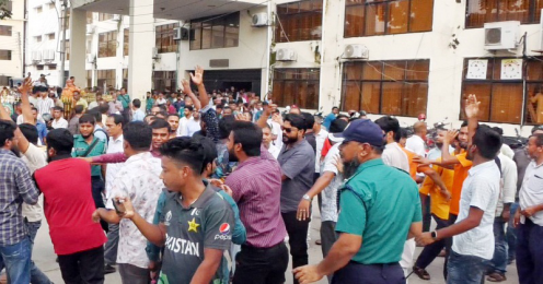 ‘জুলাই যোদ্ধা’ পরিচয়ে সাংবাদিককে তুলে নিয়ে মারধর