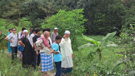 ভুয়া দলিল করে বৃদ্ধের কোটি টাকার জমি দখলের চেষ্টা 