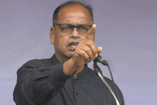 আওয়ামী লীগ সন্ত্রাসী-বর্বর রাজনৈতিক দল : দুদু
