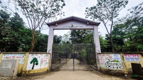 ক্ষেতলালে ভিজিডি কেলেঙ্কারি: স্ত্রী-আত্মীয়ের নামে কার্ড, টাকা হাতিয়ে নিল ইউপি সদস্য 