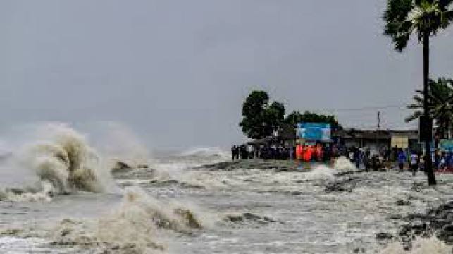 বঙ্গোপসাগর থেকে ধেয়ে আসছে ঘূর্ণিঝড়: মার্কিন নৌবাহিনী 