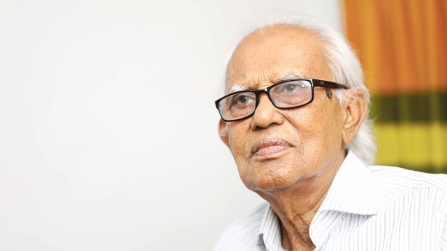 ভাষাসৈনিক আহমদ রফিক মারা গেছেন 