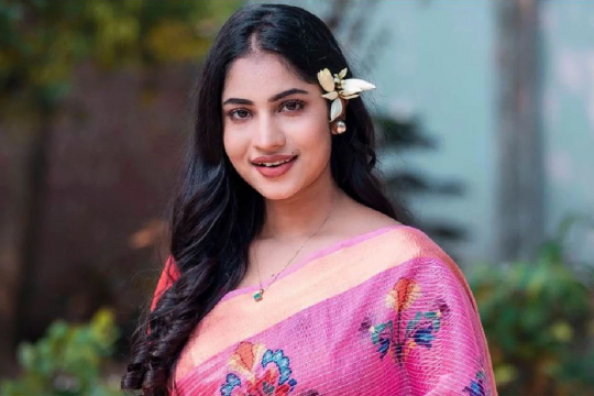 ১৮ টাকার কাবিনে বিয়ে, মাস না ঘুরতেই অভিনেত্রী জানলেন স্বামীর আরেক সংসার