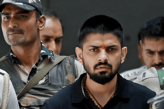 গ্রামের কিশোর থেকে আন্তর্জাতিক গ্যাং লিডার—জেলে বসেও নিয়ন্ত্রণ করেন অন্ধকার জগৎ