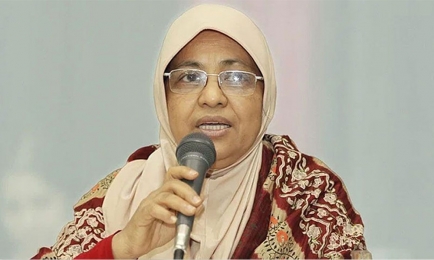 ক্যান্সার চিকিৎসায় বিশেষজ্ঞ চিকিৎসক তৈরি করতে হবে : স্বাস্থ্য উপদেষ্টা