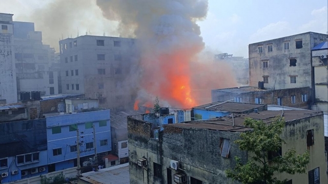 নতুন চাকরিতে যোগ দানের ৩ দিনের মাথায় নিহত স্কুলছাত্রী মুনা     