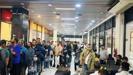 লিবিয়া থেকে ফেরত এলো ৩০৯ বাংলাদেশি  