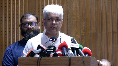 ঐক্যবদ্ধভাবে স্বৈরাচারের বিরুদ্ধে প্রতিরোধ গড়ে তোলার আহ্বান - উপদেষ্টার 