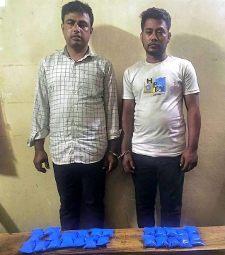 নান্দাইলে ইয়াবাসহ দুই কুখ্যাত মাদক ব্যবসায়ী আটক 