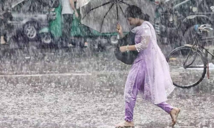  শুষ্ক আবহাওয়া ও গরমের পর ঢাকায় অবশেষে স্বস্তির ইঙ্গিত 