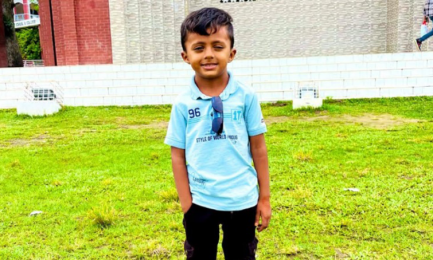 ‘ভাইরাল সাইমন’-এর চোখে অন্ধকার, আলোর পথে ফিরতে চাই ১৫ লাখ টাকা