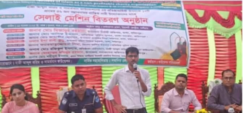 ভাঙ্গায় আব্দুল করিম ও সামর্তবান ফাউন্ডেশনের উদ্যোগে সেলাই মেশিন বিতরণ 