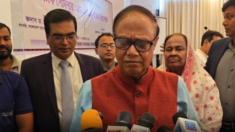 গ্রামীণ দরিদ্র জনগোষ্ঠীর কাছে ব্যাংকের অর্থ সহজে পৌঁছে দেয়ায় মূল লক্ষ্য 