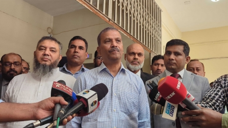 সরকার ফেব্রুয়ারির প্রথমার্ধে নির্বাচন আয়োজনে বদ্ধপরিকর: আইন উপদেষ্টা 