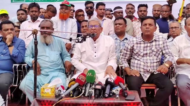 দেশে যত সংকট দেখছেন, সবই তৈরি করা নাটক - মির্জা ফখরুল      