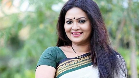 ফেসবুক পেজ থেকে রিচির নামে রাজনৈতিক পোস্ট