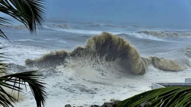 বঙ্গোপসাগরে সৃষ্ট লঘুচাপ ঘণীভূত হওয়ার শঙ্কা 