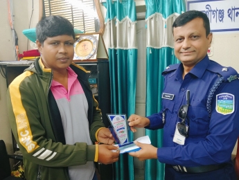 জামালপুর জেলা পুলিশের শ্রেষ্ঠ এএসআই সম্মাননা পেলেন আশরাফুল আলম শান্ত