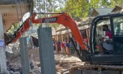 ময়মনসিংহের গফরগাঁওয়ে খাস জমিতে অবৈধ স্থাপনা উচ্ছেদ