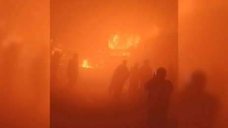  ঘন কুয়াশার কারণে ৭টি বাস ও তিনটি গাড়ির সংঘর্ষে, নিহত ৪   