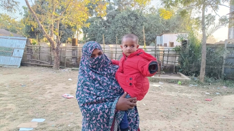 অটোরিকশা চালক বাবার কন্যা শিশু আয়শা সিদ্দিকা বাঁচতে চায়, আয়শার হার্টে ছিদ্র বাল্বেও সমস্যা