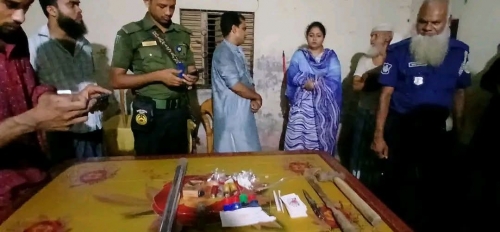 রাজাপুরে মাদকের আসরে ইউএনওর হানা, ব্যবসায়ীর ১ বছরের কারাদণ্ড  ইয়াবা ও মাদক সেবনের সরঞ্জাম জব্দ