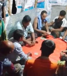 কুমিল্লা লাকসামে চা-দোকানের আড়ালে চলছে জুয়ার আসর, ‘পুলিশের কোনো ঝামেলা নাই’—দাবি কামালের 