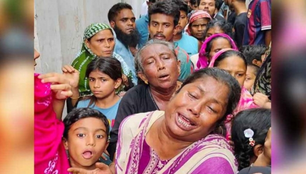 মায়ের ধ*র্ষণের প্রতি*শোধ? গলা কেটে হ*ত্যা, অভিযুক্ত ৪ ছেলে