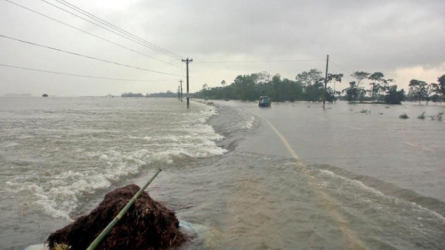 টানা বৃষ্টি ও উজানের ঢলে ১৬ জেলায় বন্যার আশঙ্কা
