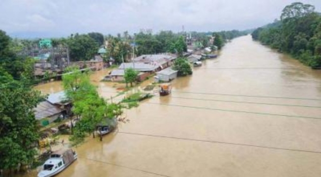রাঙামাটিতে বন্যা পরিস্থিতির উন্নতি নেই, আশ্রয়কেন্দ্রে ৪ হাজারের বেশি মানুষের ঠাঁই
