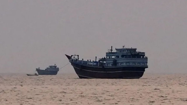 হরমুজ প্রণালি ইস্যুতে ওমানকে ‘না’ বলল ইরান