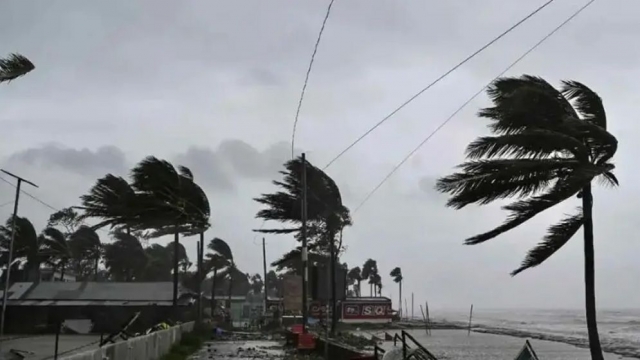 দুপুরের মধ্যে ঢাকায় বজ্রসহ বৃষ্টির আশঙ্কা