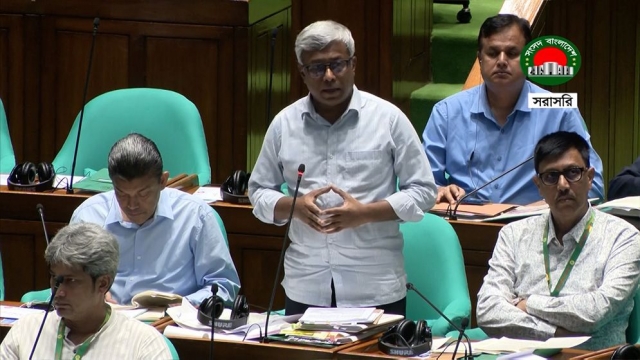আগামী ১৫ দিনেই বিদ্যুৎ পরিস্থিতির উন্নতির আশা প্রতিমন্ত্রীর