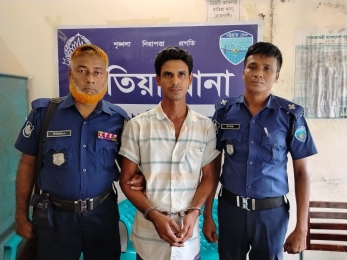 হাতিয়ায় ফেরিঘাট থেকে ১৮০০ লিটার চোরাই ডিজেল জব্দ, গ্রেপ্তার ১